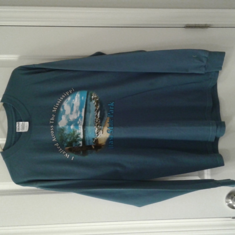 NEW long sleeve tee shirt